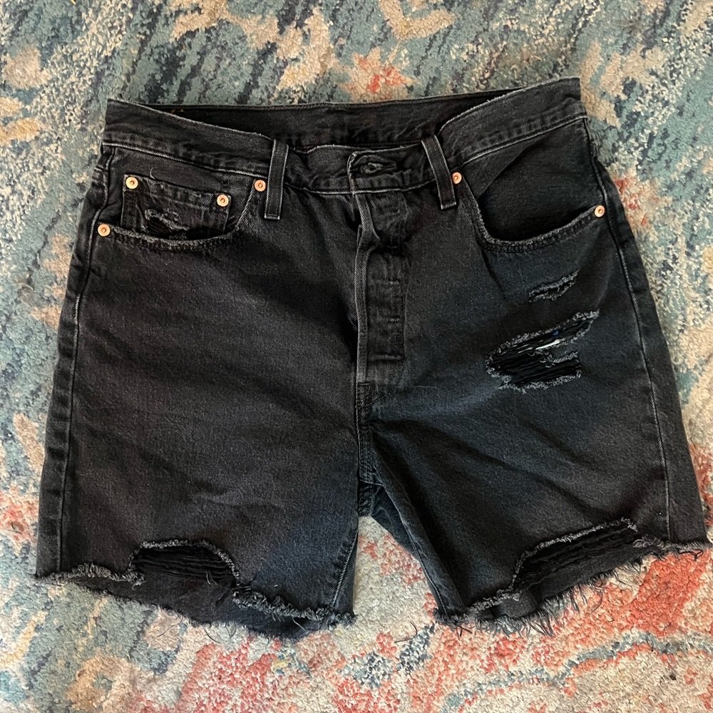Levi’s 501 midi shorts
